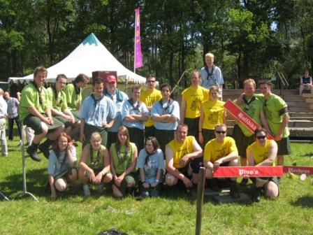 Groepsfoto van de drie teams Groepsfoto van de drie teams